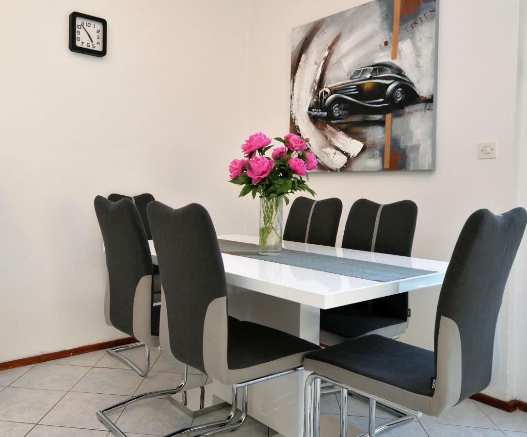 Apartment In Муртер Екстериор снимка